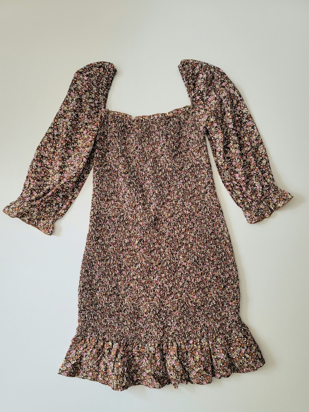 Faithfull the Brand Es Saada Ruched Mini Dress in Mathiola Brown Floral XS - Picture 9 of 9